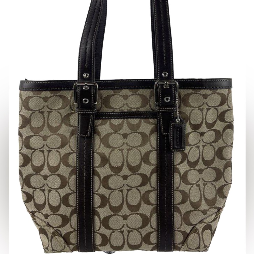 Coach, LIKE NEW CONDITION✨✨Hampton Signature Canvas Tote Shoulder Bag, F12645